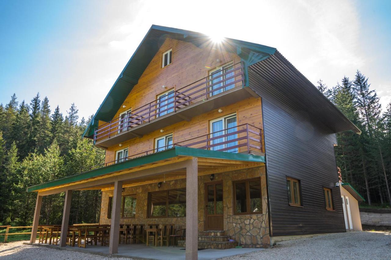 Apartmani Jezero Žabljak Buitenkant foto