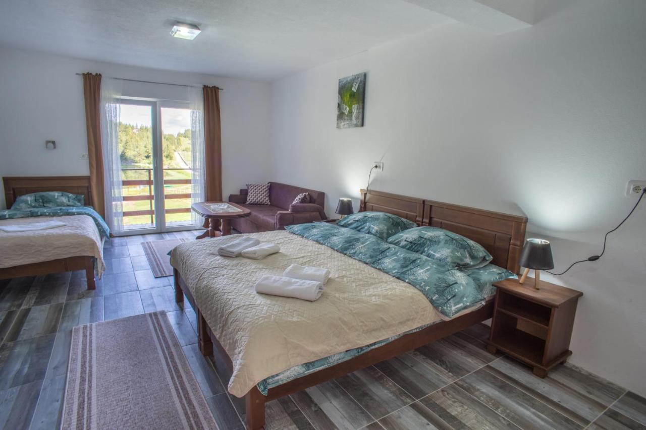 Apartmani Jezero Žabljak Buitenkant foto