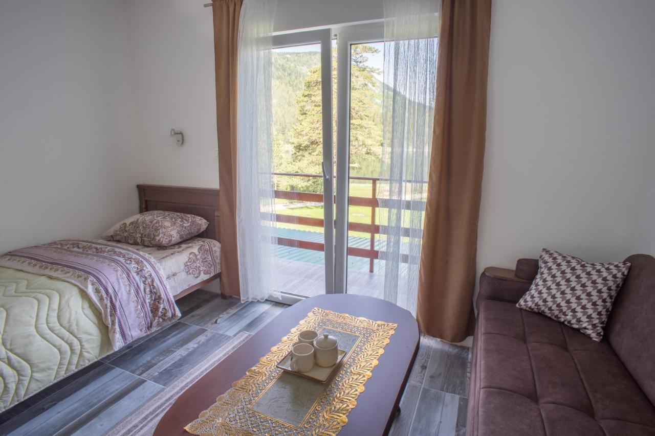 Apartmani Jezero Žabljak Buitenkant foto