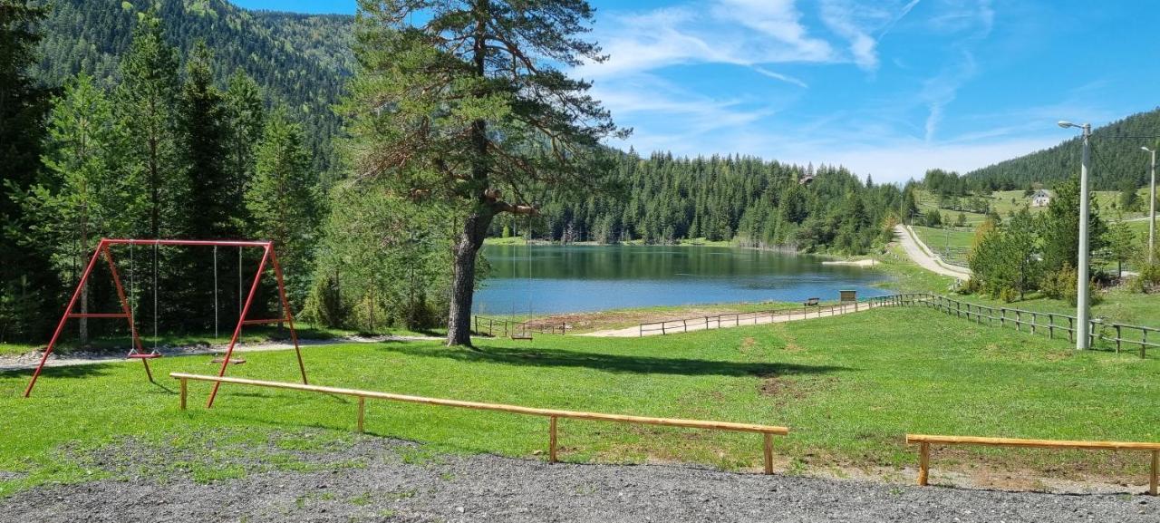 Apartmani Jezero Žabljak Buitenkant foto