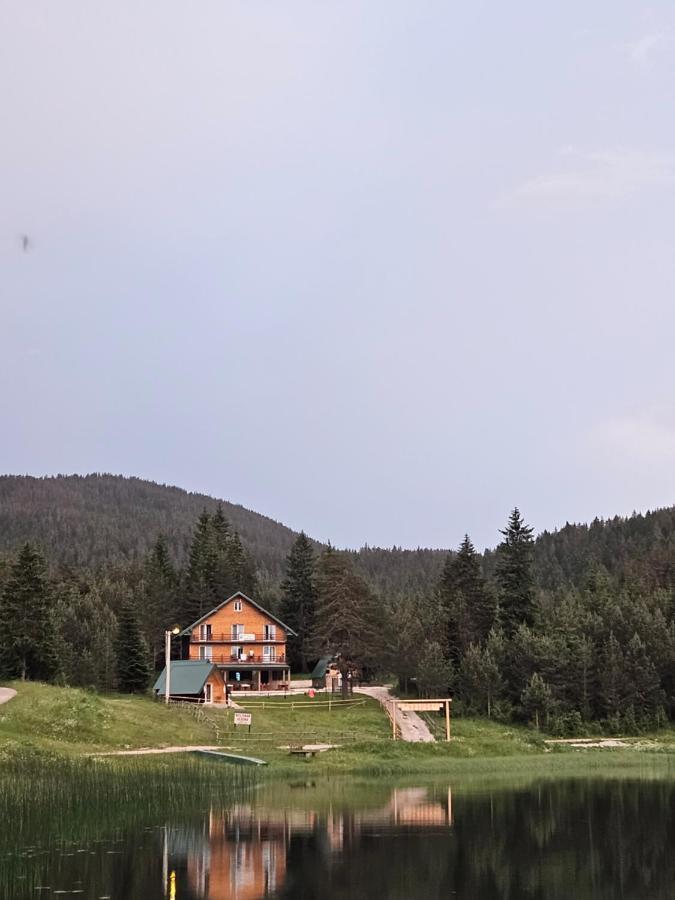 Apartmani Jezero Žabljak Buitenkant foto
