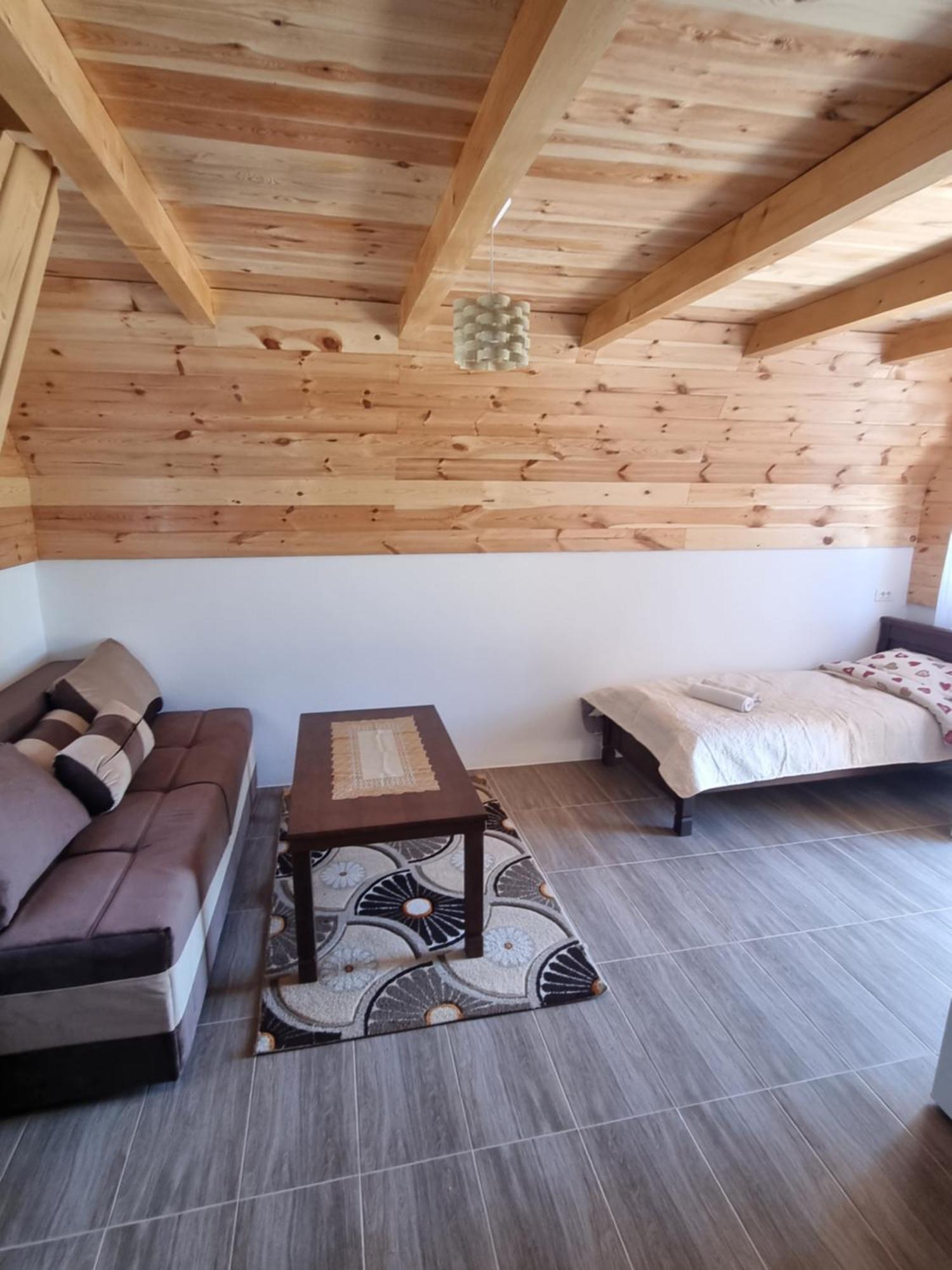 Apartmani Jezero Žabljak Kamer foto